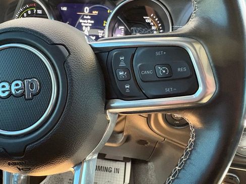 Used 2022 Jeep Wrangler Unlimited Rubicon 4xe w/ Dual Top Group image 25