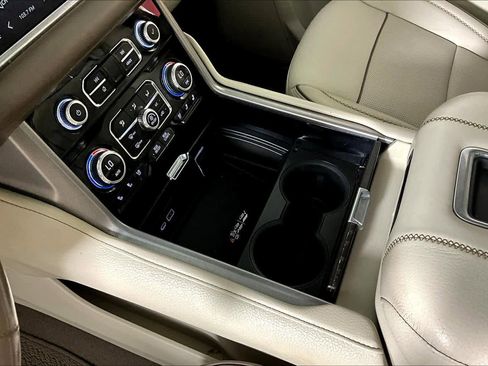 Certified 2023 GMC Yukon XL Denali image 15