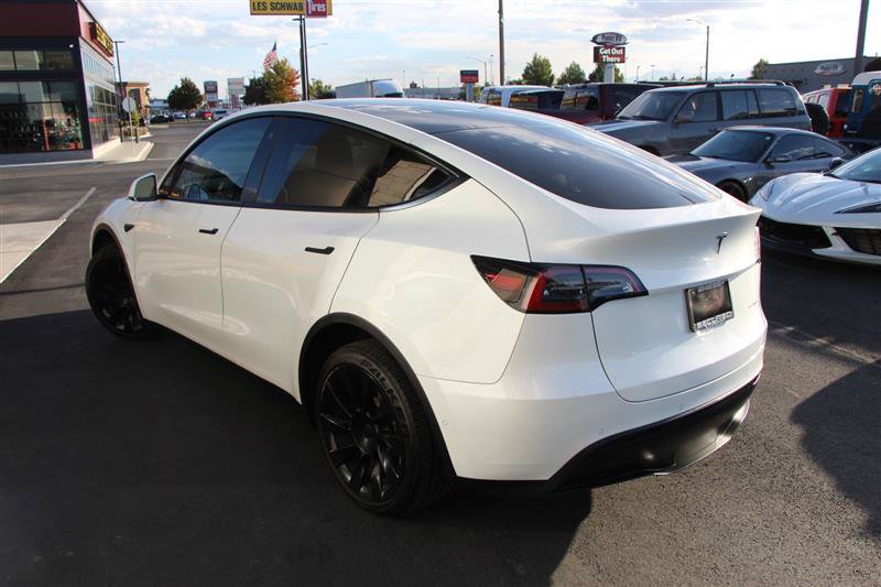 Used 2021 Tesla Model Y Long Range AWD/4WD image 5
