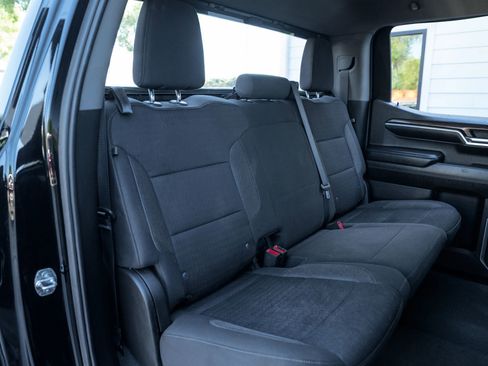 Used 2022 Chevrolet Silverado 1500 RST AWD/4WD image 16