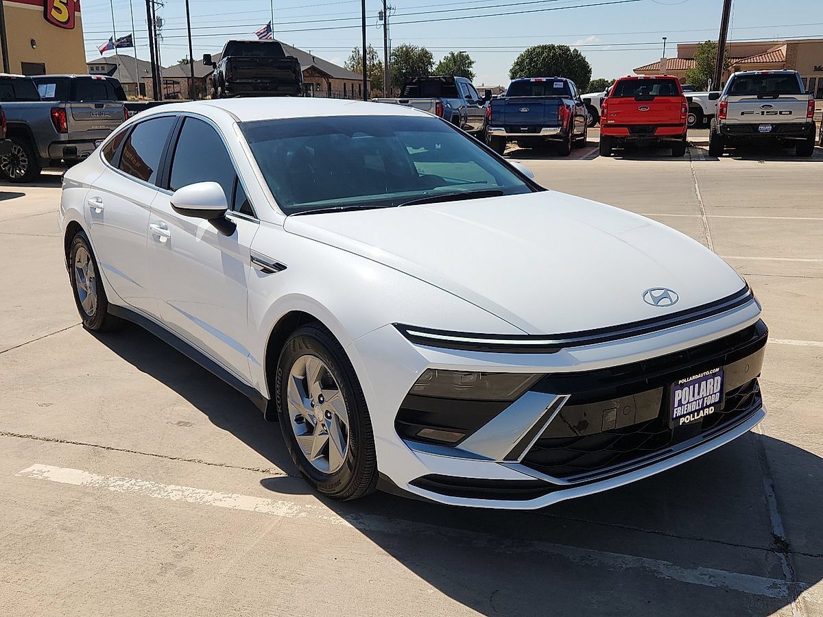 Used 2025 Hyundai Sonata SE FWD image 5