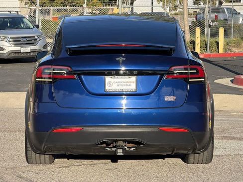 Used 2022 Tesla Model X Plaid image 5