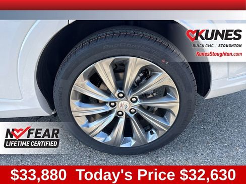 New 2026 Buick Envista Sport Touring FWD image 18