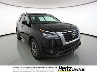 Used 2025 Nissan Pathfinder SV video 1