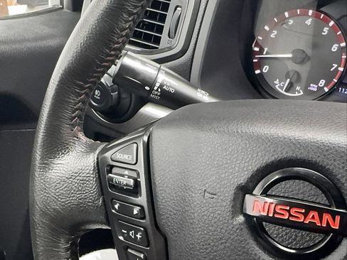 Used 2021 Nissan Titan PRO-4X AWD/4WD image 47
