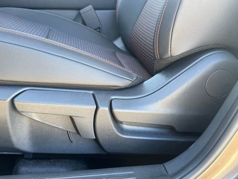 New 2026 Nissan Kicks SR w/ Cold Weather Package image 17