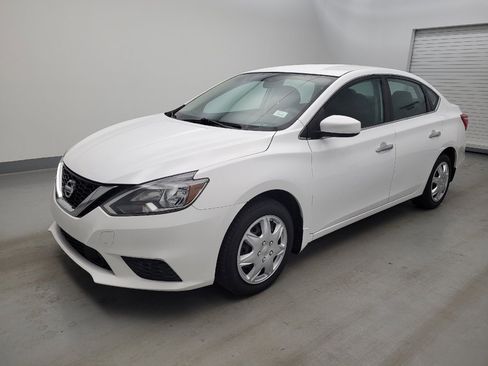 Used 2019 Nissan Sentra S FWD image 2