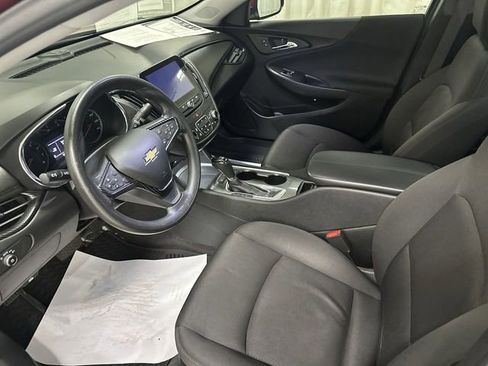 Used 2019 Chevrolet Malibu LT w/ Driver Confidence Package FWD image 14