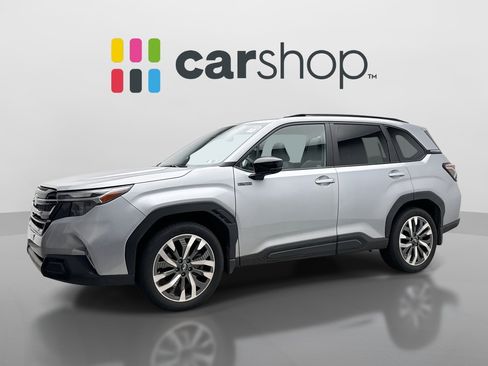 Used 2025 Subaru Forester Touring AWD/4WD image 1