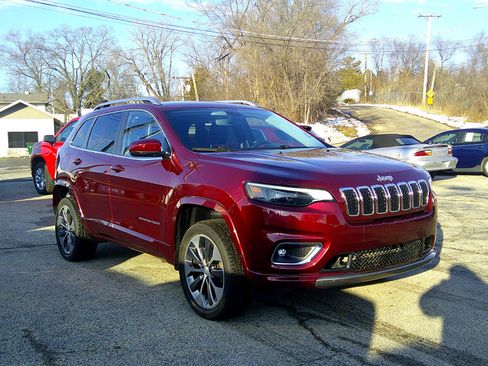 Used 2019 Jeep Cherokee Overland w/ Trailer Tow Group image 3