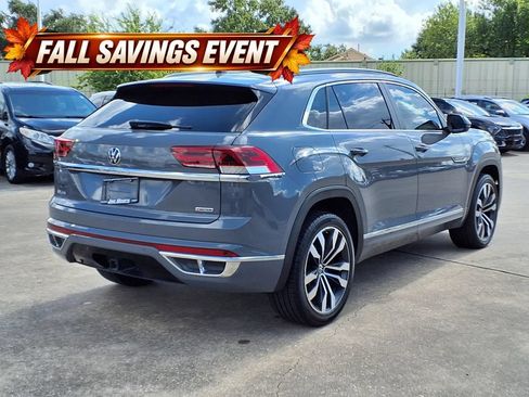 Used 2020 Volkswagen Atlas Cross Sport SEL R-Line AWD/4WD image 4