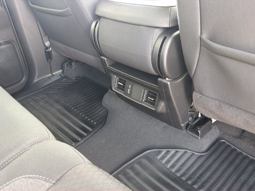 Certified 2025 Chevrolet Silverado 1500 Custom RWD image 30