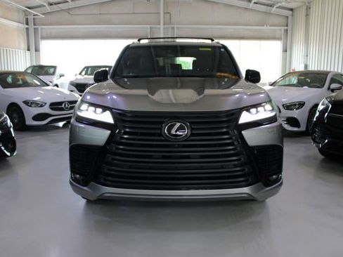 Used 2024 Lexus LX 600 4WD w/ Appearance Package image 47