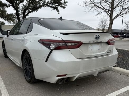Used 2022 Toyota Camry XSE w/ Cold Weather Package image 12
