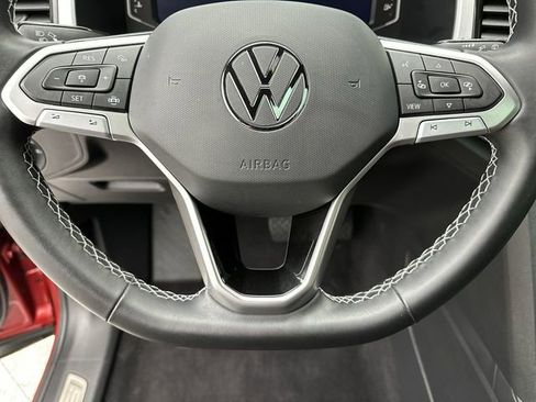 Certified 2023 Volkswagen Atlas Cross Sport SE w/ Panoramic Sunroof Package image 15