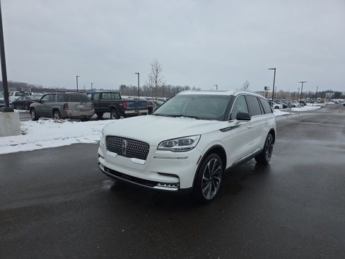 Used 2022 Lincoln Aviator Reserve w/ Equipment Group 201A image 1