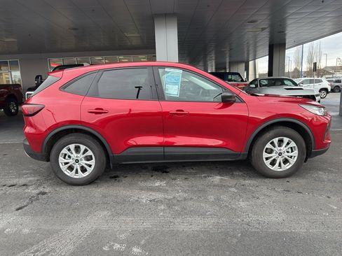 New 2025 Ford Escape Active w/ Cold Weather Package image 3