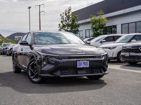 New 2026 Kia K4 EX image 2