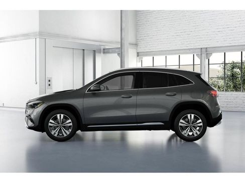 New 2026 Mercedes-Benz GLA 250 4MATIC image 34
