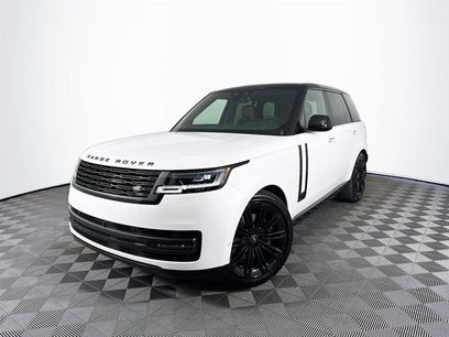 New 2025 Land Rover Range Rover SE