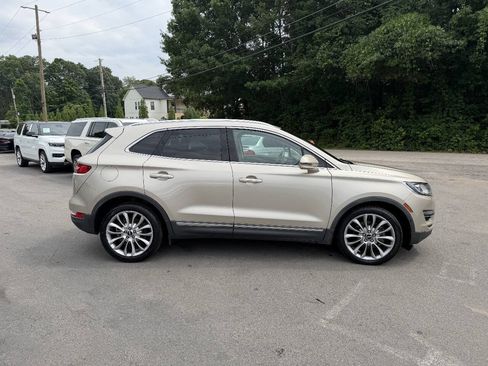 Used 2017 Lincoln MKC Reserve FWD image 6