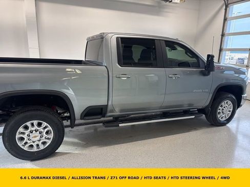 New 2026 Chevrolet Silverado 3500 LT image 2