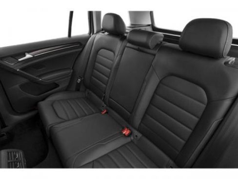 Used 2015 Volkswagen Golf TDI S image 18