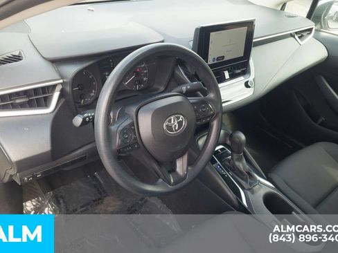 Used 2024 Toyota Corolla LE FWD image 14