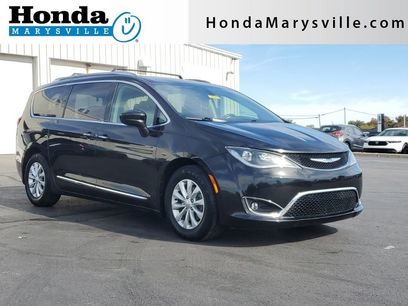 Used 2018 Chrysler Pacifica Touring-L Plus