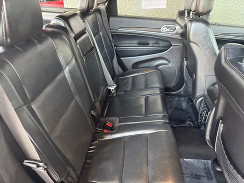 Used 2021 Jeep Grand Cherokee Limited w/ Luxury Group II image 21