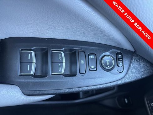 Used 2019 Honda Accord EX image 13