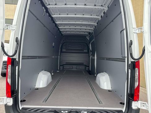 New 2026 Mercedes-Benz Sprinter 2500 image 5