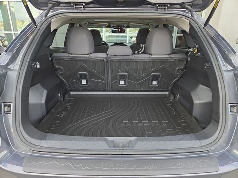 Used 2025 Subaru Crosstrek 2.0i Premium image 30