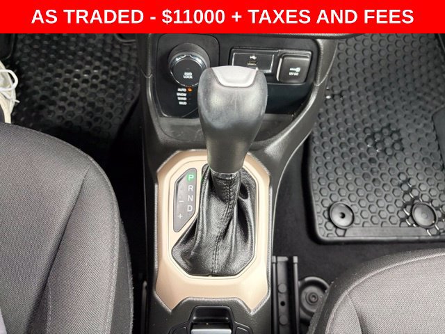 Used 2016 Jeep Renegade Latitude w/ Cold Weather Group AWD/4WD image 23
