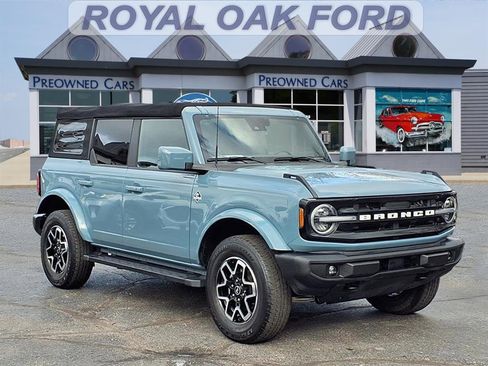 Used 2022 Ford Bronco Outer Banks image 1