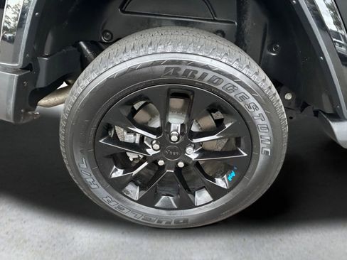 Used 2022 Jeep Wrangler Unlimited Sahara w/ Cold Weather Group image 14