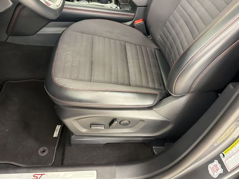 Certified 2025 Ford Explorer ST-Line w/ ST-Line Street Pack AWD/4WD image 15