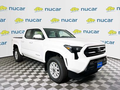 New 2025 Toyota Tacoma SR5