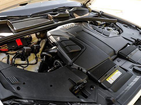 Used 2018 Audi Q7 3.0T Prestige image 56