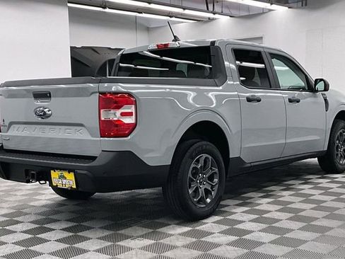 Used 2024 Ford Maverick XLT image 14