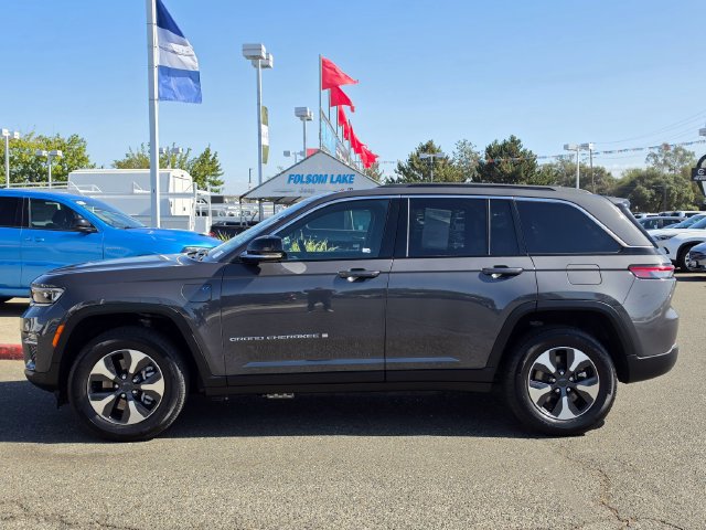 Used 2024 Jeep Grand Cherokee Limited 4xe AWD/4WD image 8