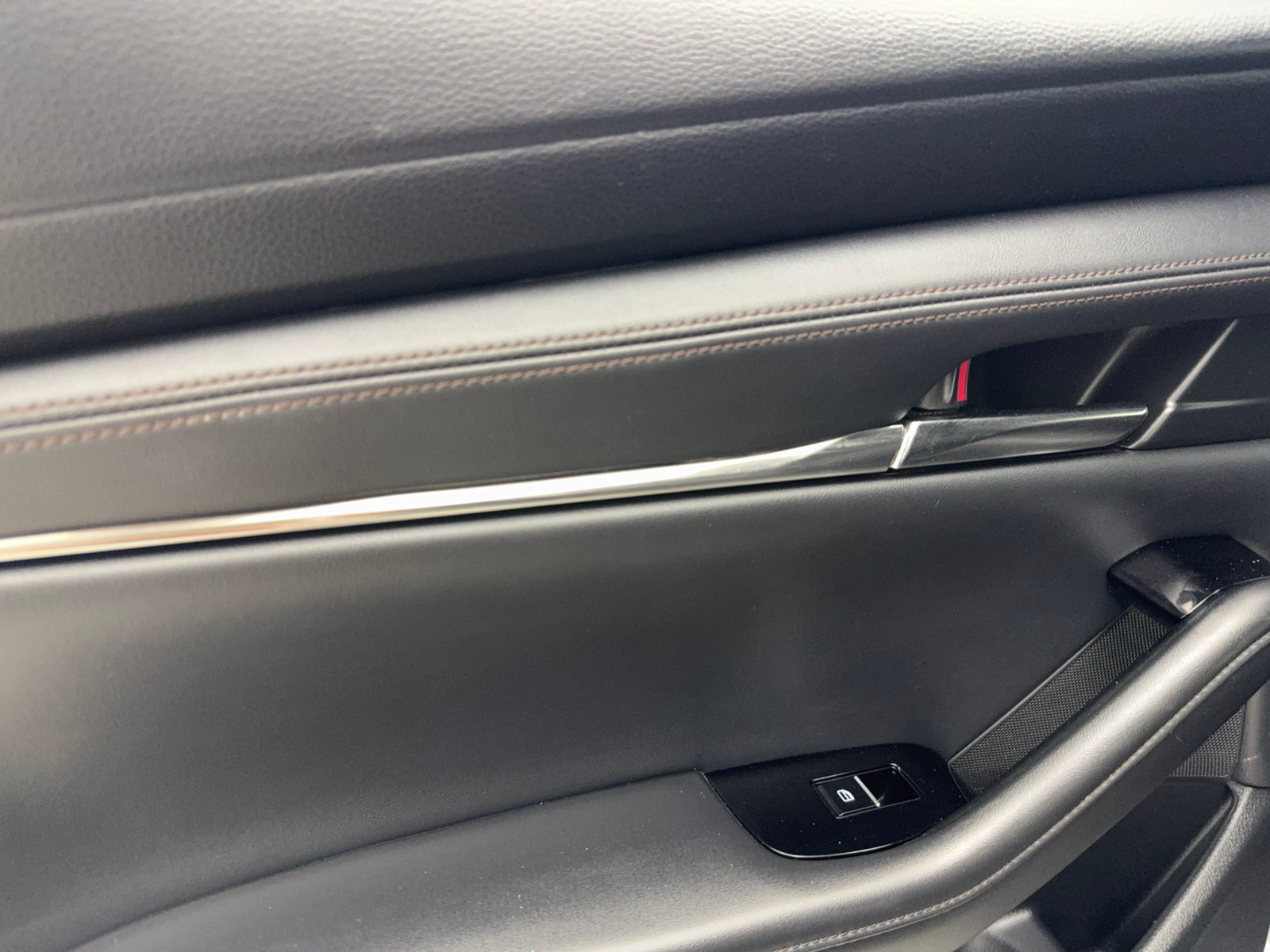 Used 2024 MAZDA MAZDA3 s FWD image 36