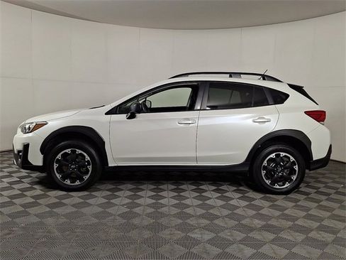Used 2023 Subaru Crosstrek 2.0i image 7