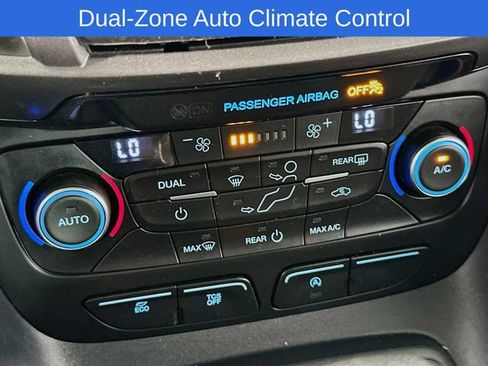 Certified 2022 Ford Transit Connect XL FWD image 19