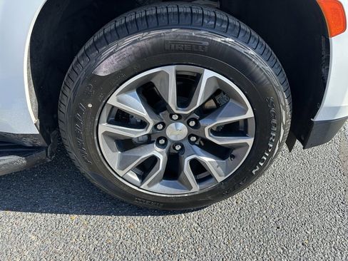 Used 2022 Chevrolet Tahoe LT w/ Luxury Package image 27