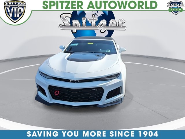 Used 2017 Chevrolet Camaro ZL1 RWD image 5