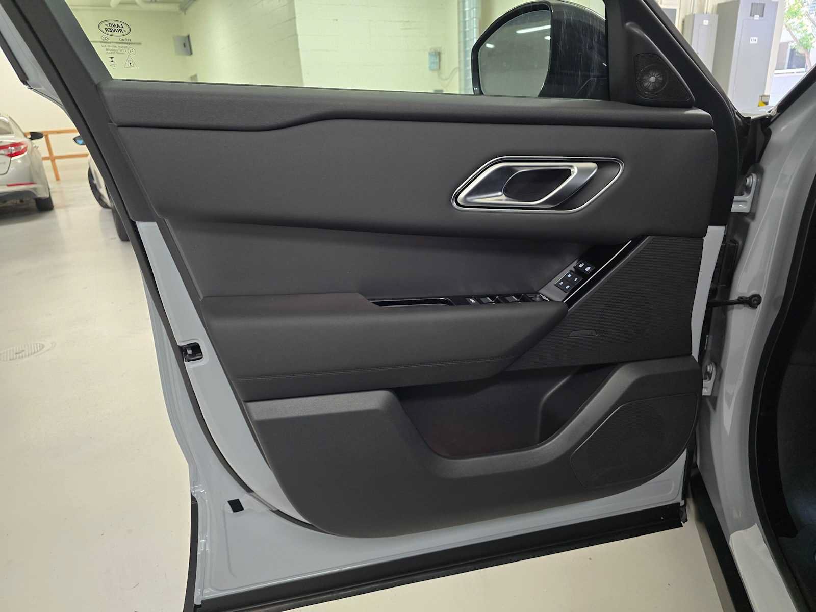 New 2026 Land Rover Range Rover Velar S AWD/4WD image 19