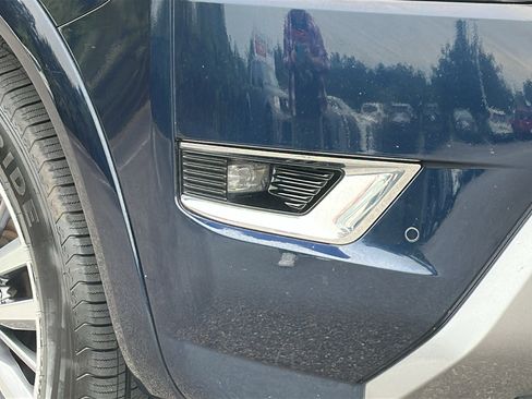 Certified 2023 Nissan Armada SL image 5