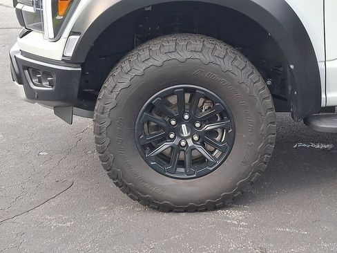 Used 2024 Ford F150 Raptor AWD/4WD image 8