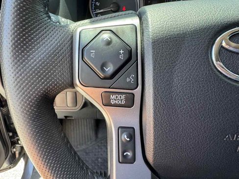 Used 2021 Toyota Tacoma SR5 RWD image 20